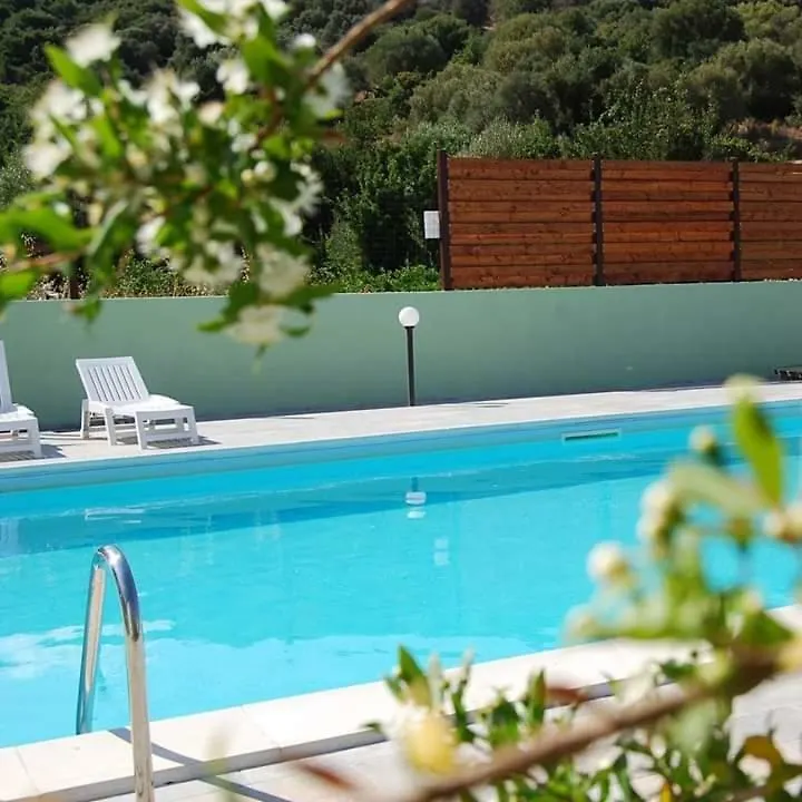 Il Mirto Di Paola Bed & Breakfast Torpe 0*,