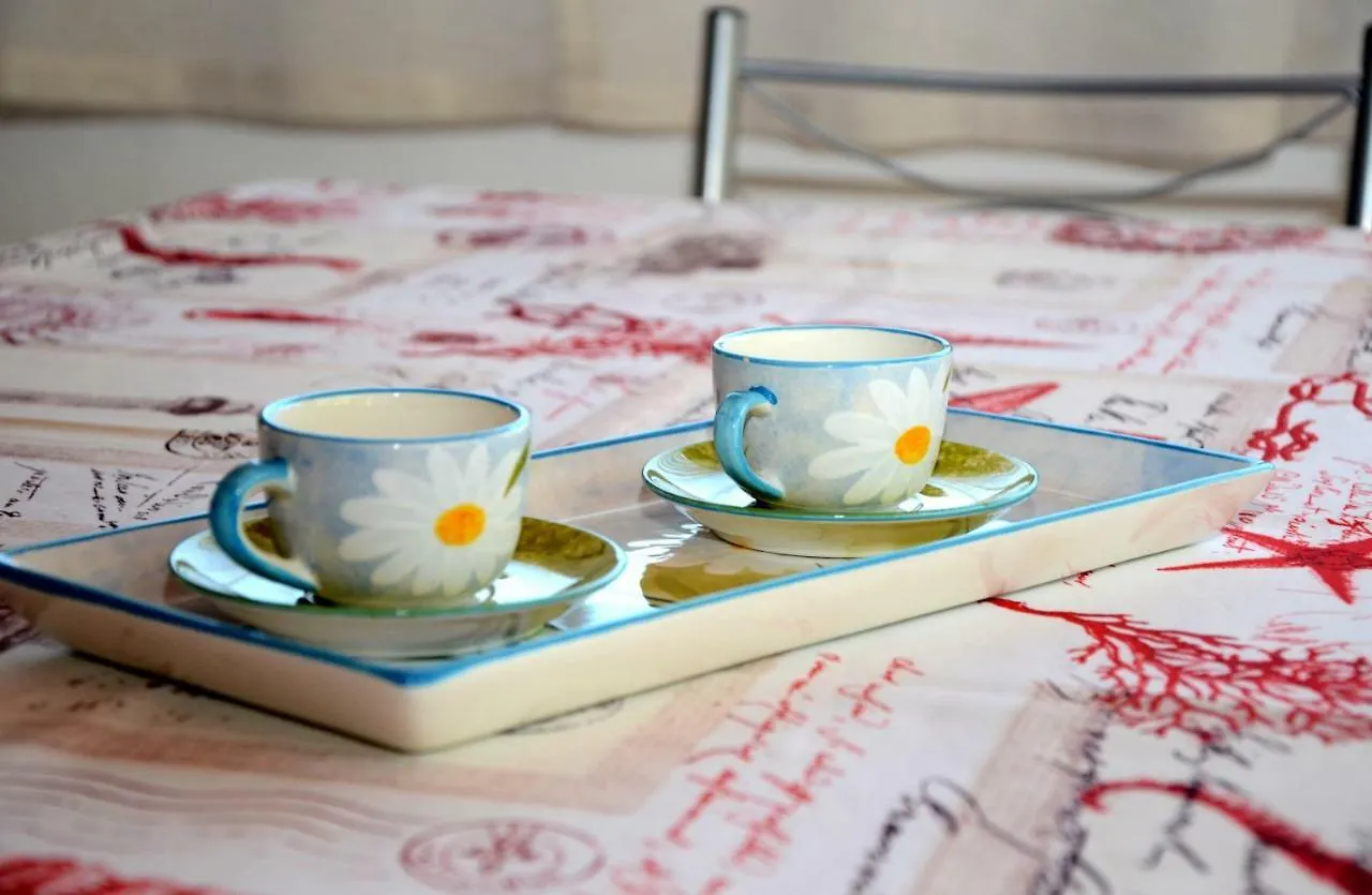Il Mirto Di Paola Bed & Breakfast Torpe 0*,  Italy